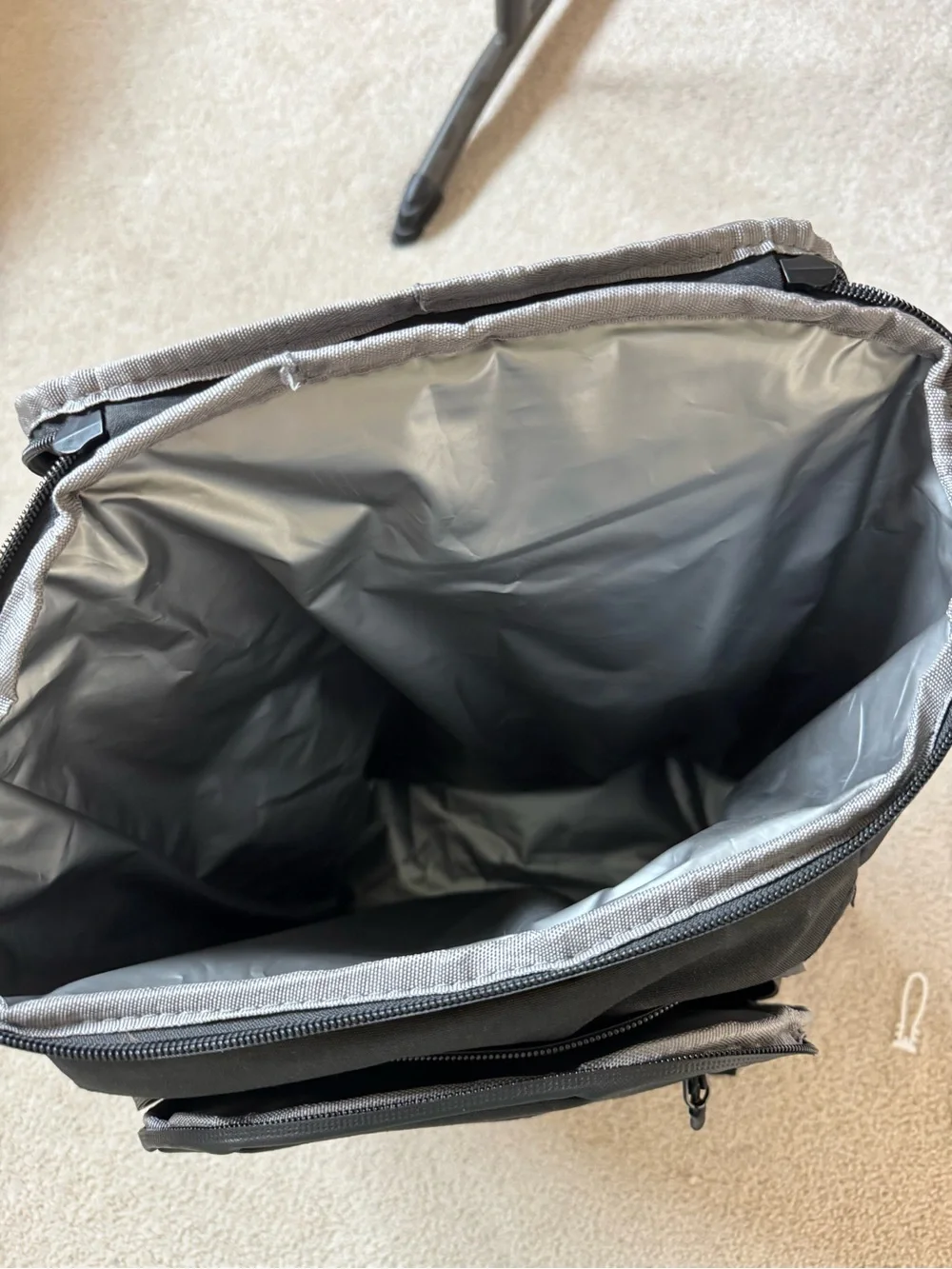 Black Men’s Insulated Backpack Cooler